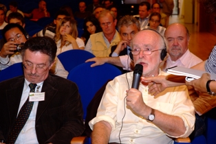 Actinidia 2009, il professor R. Testolin e A. R. Ferguson 